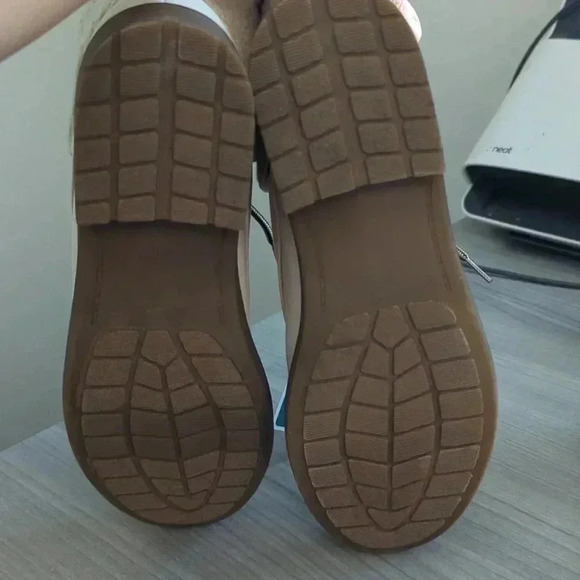 Women's Duena Booties - Picture 6 of 10